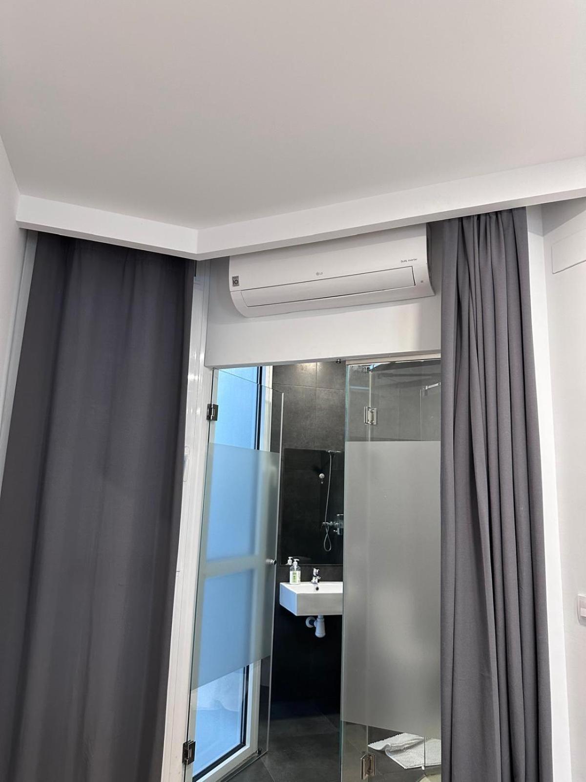 Lotus Suites Alicante Exterior photo